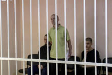 &lt;p&gt;Väznení cudzinci na Ukrajine. FOTO: &lt;span class=”nanospell-typo”&gt;Reuters&lt;/span&gt;&lt;/p&gt;