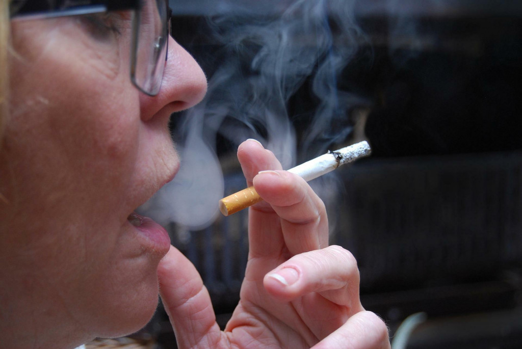 &lt;p&gt;Tabakový dym je dlho spájaný so spúšťaním poškodenia DNA v pľúcach.&lt;/p&gt;