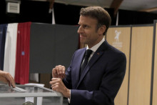 &lt;p&gt;Francúzsky prezident Emmanuel Macron. FOTO: TASR/AP&lt;/p&gt;