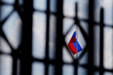 &lt;p&gt;Ruská vlajka. FOTO: Reuters&lt;/p&gt;