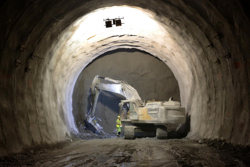 Tunel Višňové má opäť problémy. FOTO: HN/Pavol Funtál