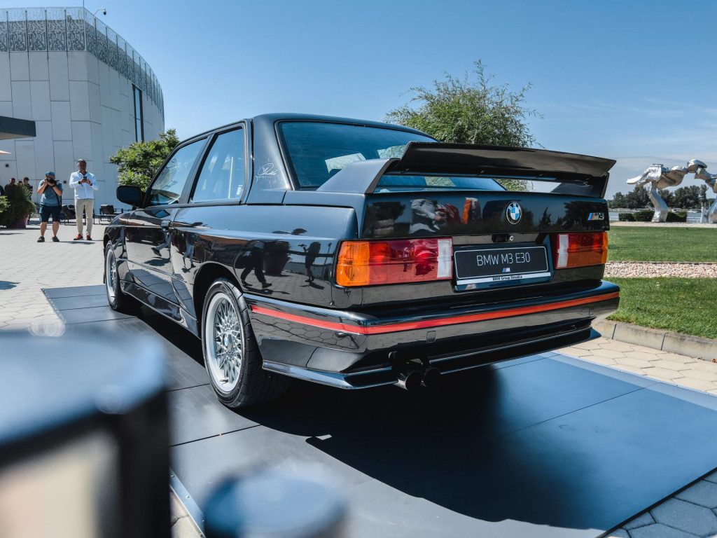 &lt;p&gt;BMW M3 (E30)&lt;/p&gt;