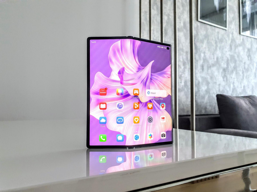 Huawei Mate XS2 SN&Iacute;MKA: HN/Alžbeta Harry Gavendov&aacute;