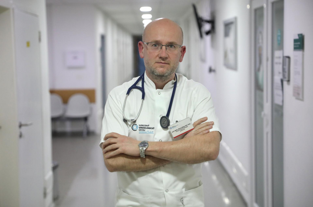 Prof. MUDr. Michal Mego, DrSc., Oddelenie klinickej onkológie – ambulantná chemoterapia, NOÚ