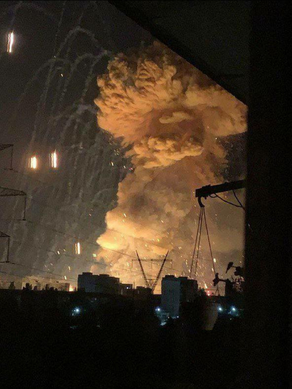 Za posledné dni sa mestom otriaslo už po viacero výbuchoch. FOTO: Twitter/Reuters Pictures 