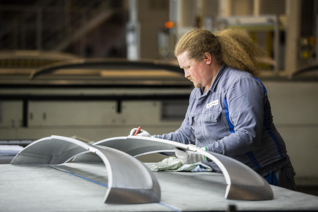 V Bratislave vznikla jedna z najmodernej&scaron;&iacute;ch karos&aacute;rn&iacute; v celom koncerne Volkswagen. FOTO: TASR/J. Nov&aacute;k