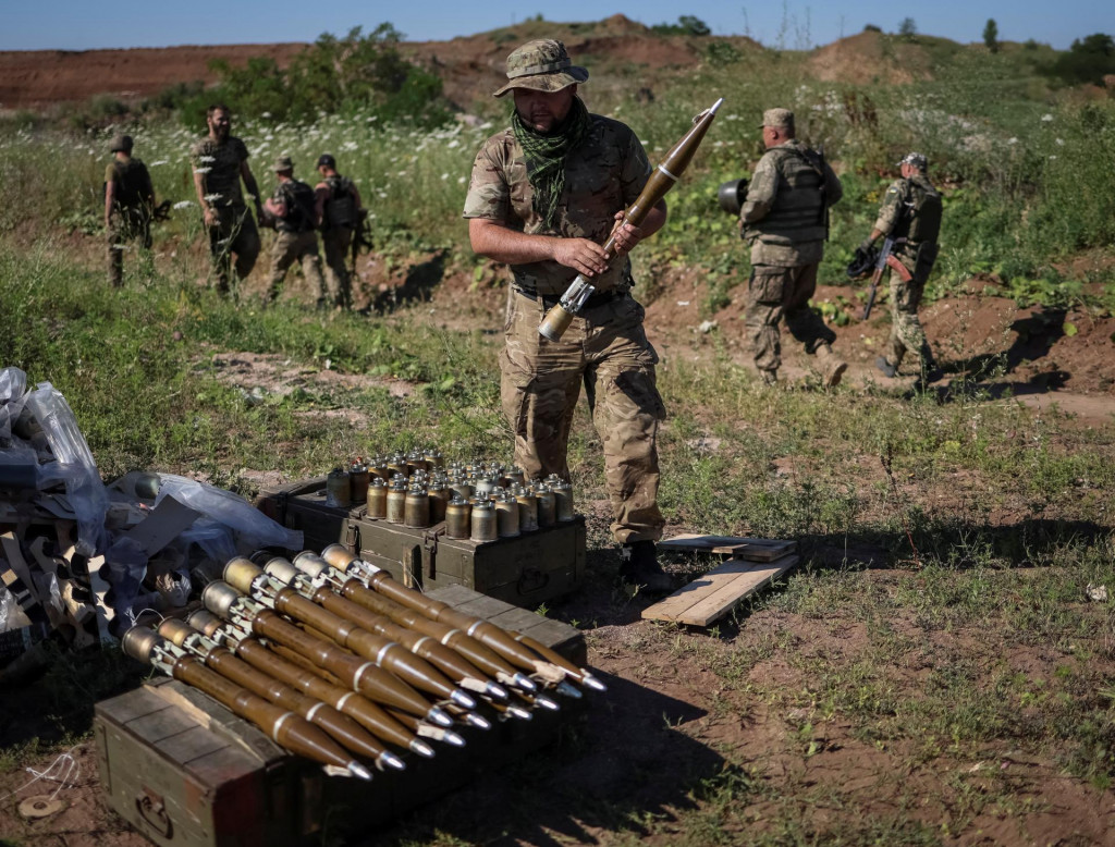 Ukrajinský vojak podstupuje výcvik. FOTO: Reuters