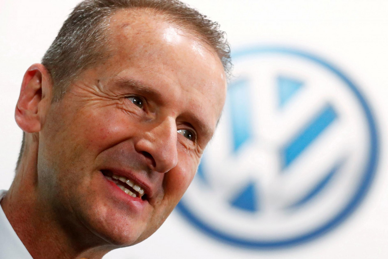 Уходящий руководитель Volkswagen продолжит работу в качестве советника концерна, сообщает DPA