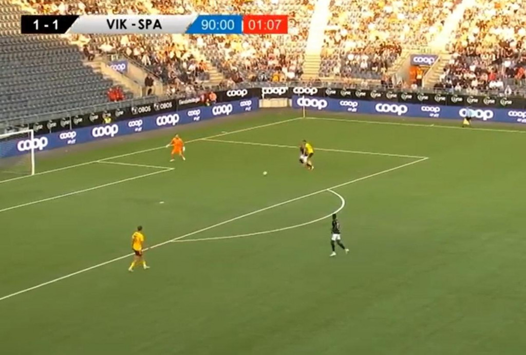 Chyba n&aacute;&scaron;ho futbalistu D&aacute;vida Hancka. SN&Iacute;MKA: Youtube