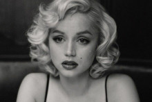 Záber z filmu Blonde
