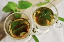 Dá sa pri liečení ochorení spoliehať iba na čaje či tinktúry?