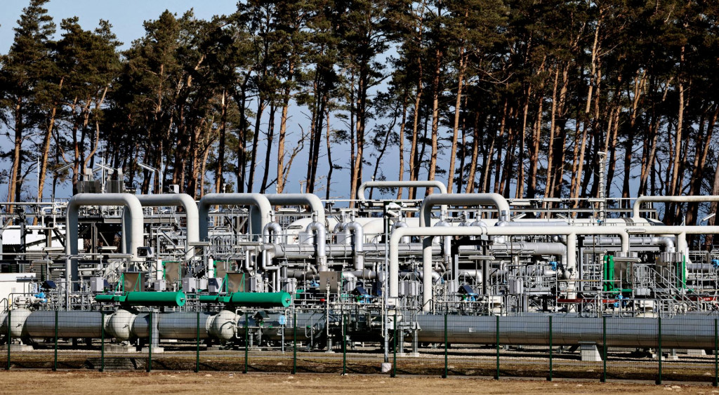 R&uacute;ry na pevnine plynovodu Nord Stream 1 zobrazen&eacute; v Lubmine, Nemecko, 8. marca 2022. FOTO: REUTERS