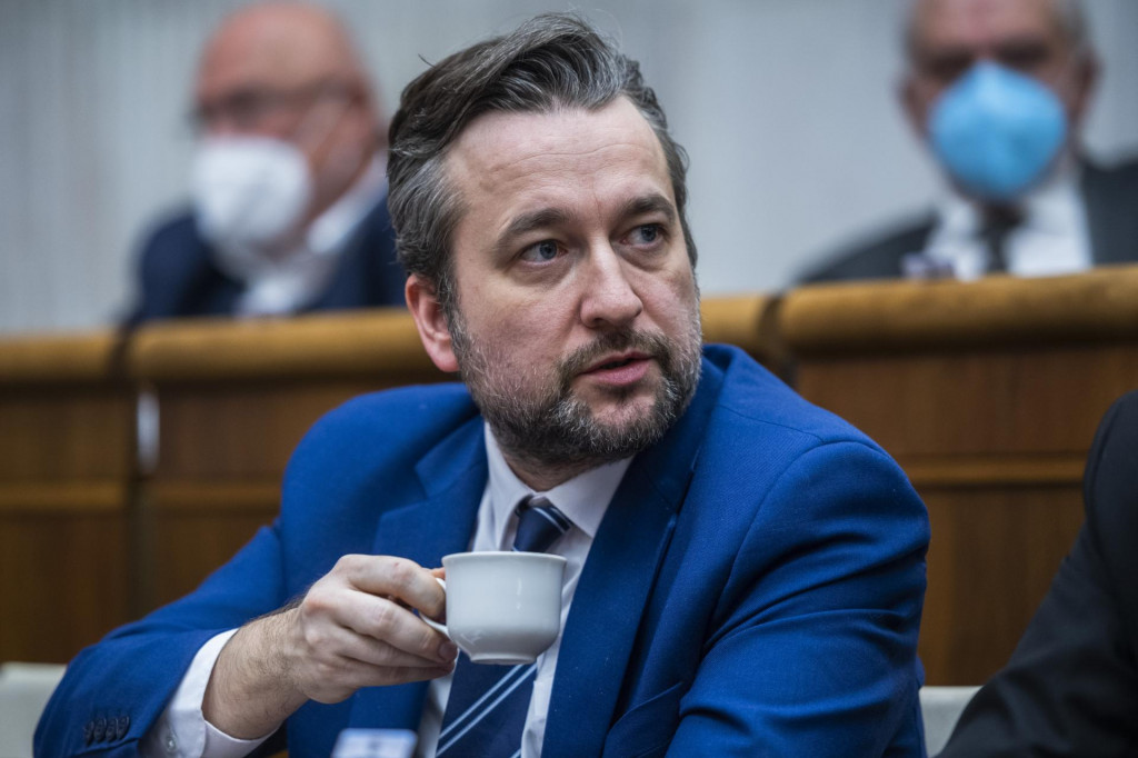Poslanec za Smer Ľuboš Blaha neuspel pri útokoch na hlavu štátu. FOTO: TASR/J. Novák