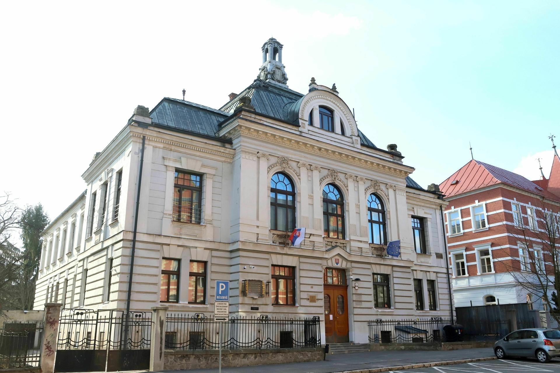 Na Slovensku chýbajú sudcovia, viacerí nespĺňajú podmienky