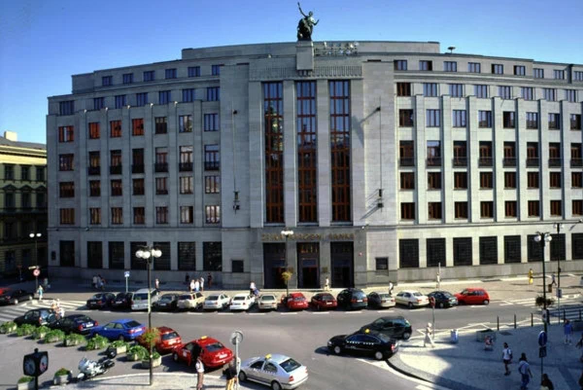 Česká národná banka po sérií zvyšovania ponechala úrokové sadzby
