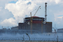&lt;p&gt;Záporožská jadrová elektráreň v Ruskom kontrolovanom meste Enerhodar. FOTO: Reuters &lt;/p&gt;