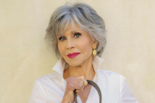 Jane Fonda si v živote prešla ťažkým bojom s dokonalosťou a štíhlosťou. Dnes sa už starnutia nebojí.