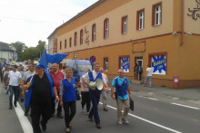 &lt;p&gt;Odborári vyšli do ulíc, v Krupine štrajkovali za vyššie mzdy už pred ôsmimi rokmi. FOTO: TASR/Jozef Poliak&lt;/p&gt;