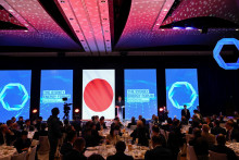&lt;p&gt;Japonský minister hospodárstva Koichi Hagiuda vie, že svetová ekonomika čelí hrozbám fragmentácie. FOTO: Reuters&lt;/p&gt;