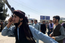 &lt;p&gt;Afganskí bojovníci. FOTO: Reuters&lt;/p&gt;