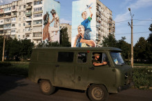 Dodávka v Donecku. FOTO: Reuters