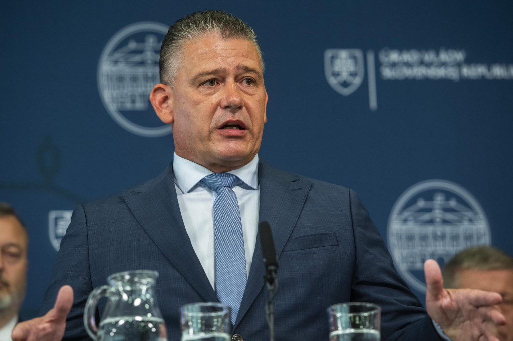 Na sn&iacute;mke minister vn&uacute;tra Roman Mikulec.

FOTO: TASR/J. Nov&aacute;k