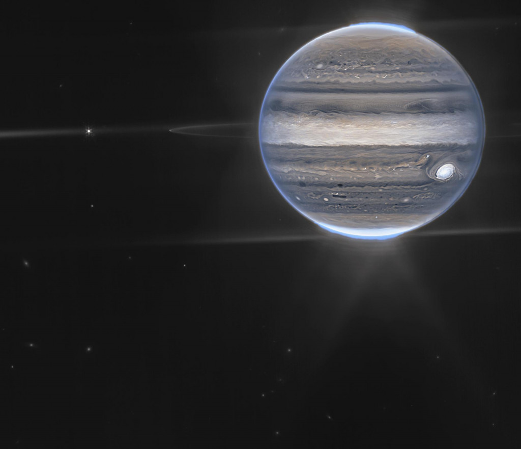 Webbov teleskop zhotovil najkvalitnejšie snímky najväčšej planéty Jupiter.
