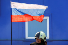 Ruská vlajka na Donecku. FOTO: Reuters