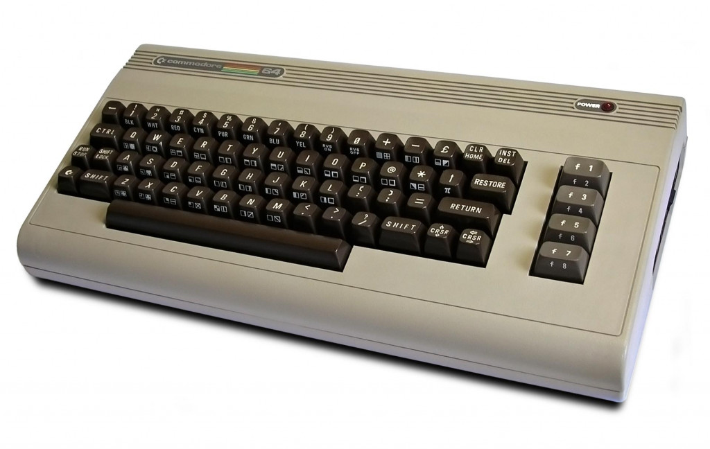 Počas 12 rokov bolo pre C64 napísaných odhadom 10-tisíc softvérových programov. Podobne ako v modernom obchode s aplikáciami neexistoval žiadny limit pre to, čo je možné na C64 spustiť. FOTO: Wikimedia Commons/Bill Bertram