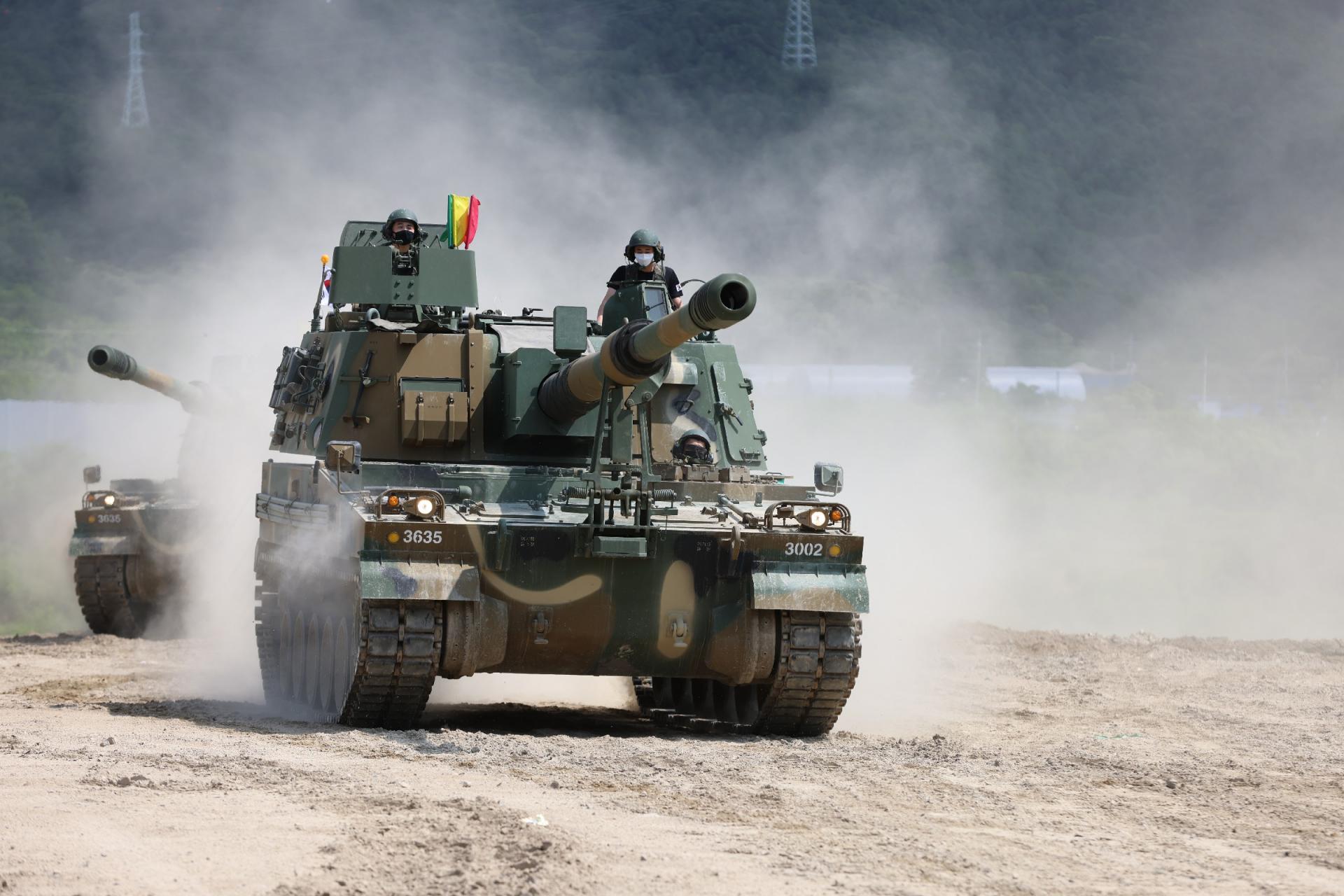 Zbrojná zákazka, ktorá nemá obdoby. Južná Kórea dodá Poľsku tanky a húfnice za desiatky miliárd dolárov
