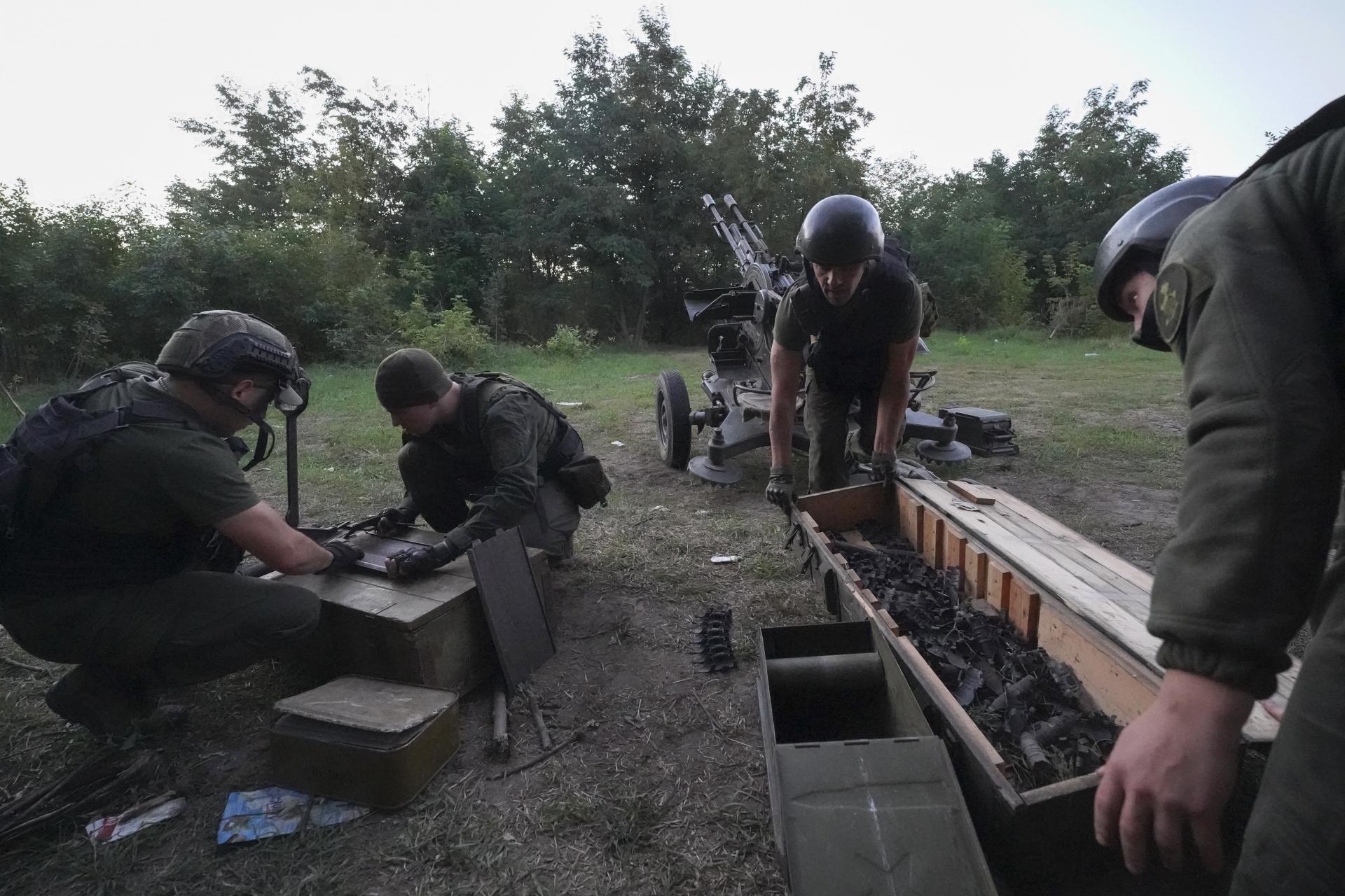 Ukrajinské sily dobyli späť územie v Charkovskej oblasti, uviedol Zelenskyj