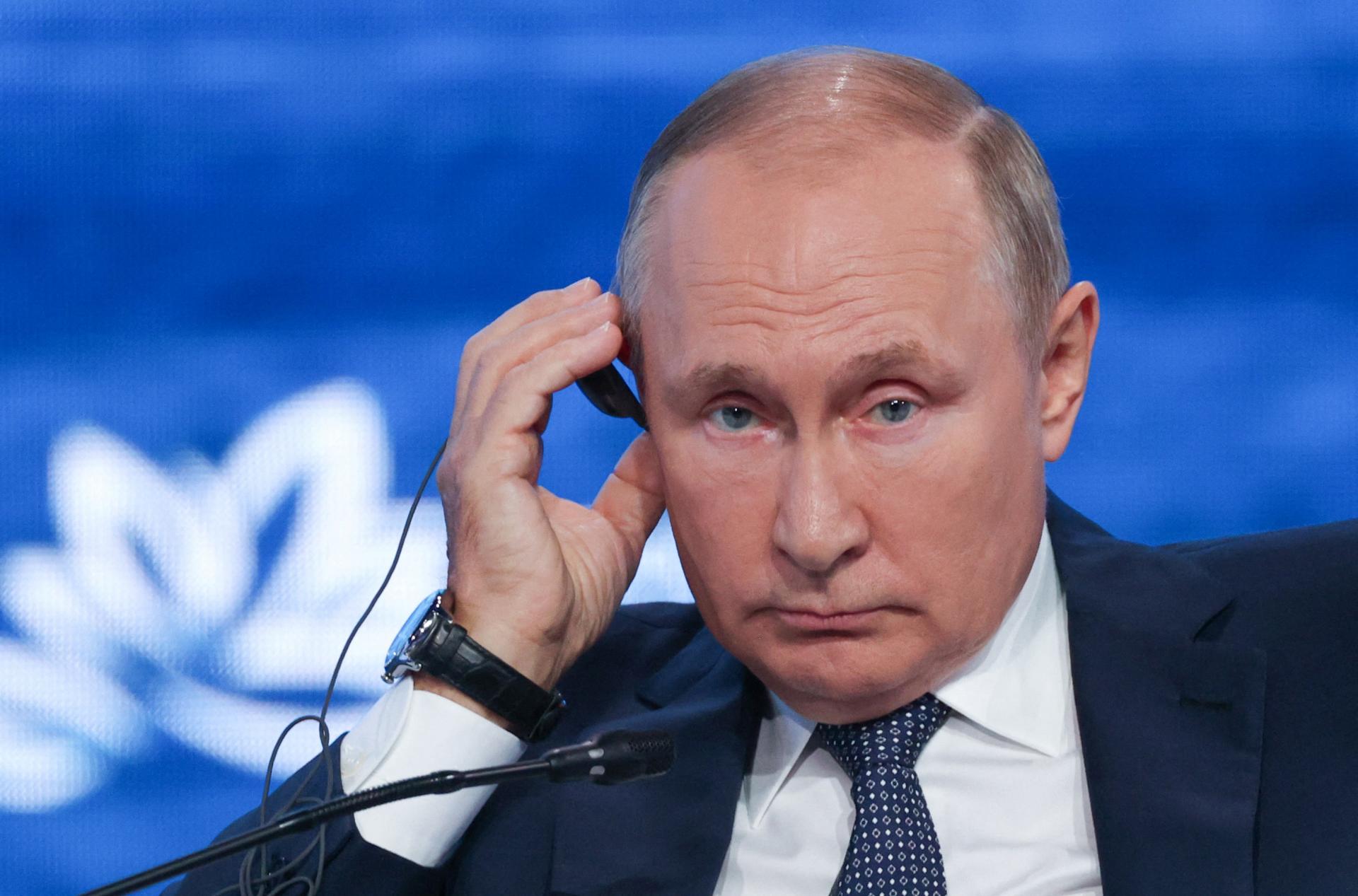 Rusko aktivitou na Ukrajine o nič neprišlo, posilňuje svoju suverenitu, vyhlásil Putin