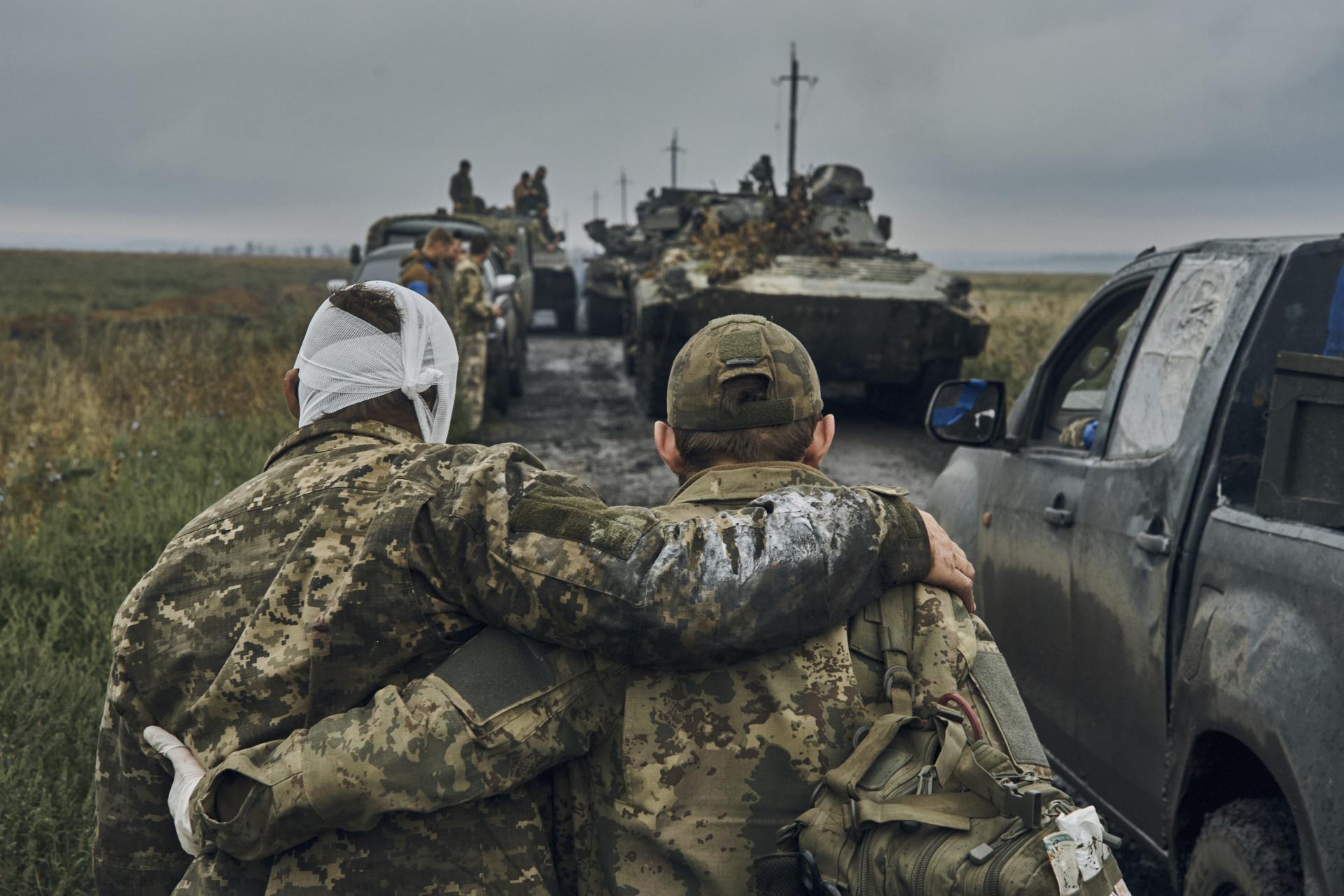 O všeobecnej mobilizácii na pomoc pri operácii na Ukrajine sa nediskutuje, znie z Kremľa