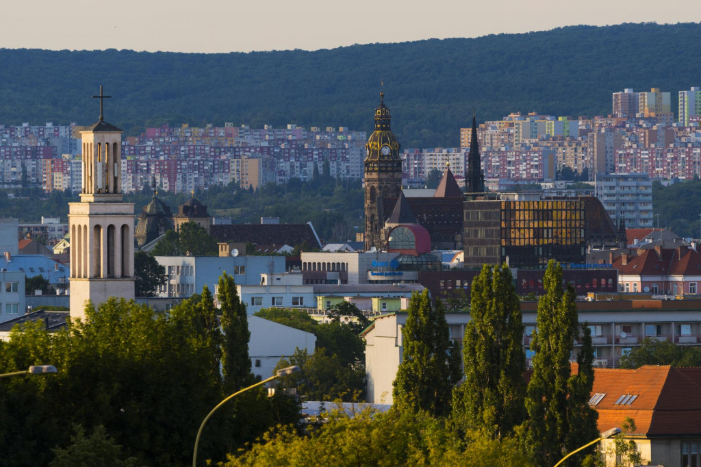 Nehnuteľnosti v Košiciach zdražejú rýchlejšie ako v Bratislave. FOTO: TASR/M. Kapusta