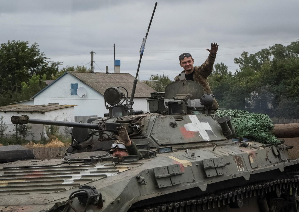 Ukrajinsk&eacute; bojov&eacute; vozidlo pechoty. FOTO: Reuters