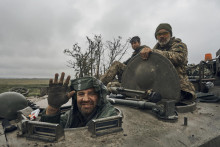 Ukrajinský vojak. FOTO: TASR/AP
