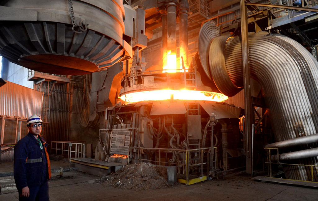 Východoslovenská oceliareň Slovakia Steel Mills.  FOTO: TASR/František Iván