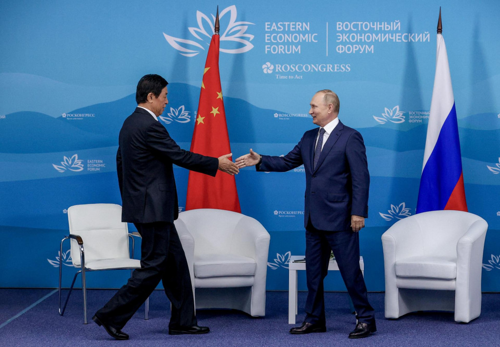 Ruský prezident Vladimir Putin a predstaviteľ Číny. FOTO: Reuters