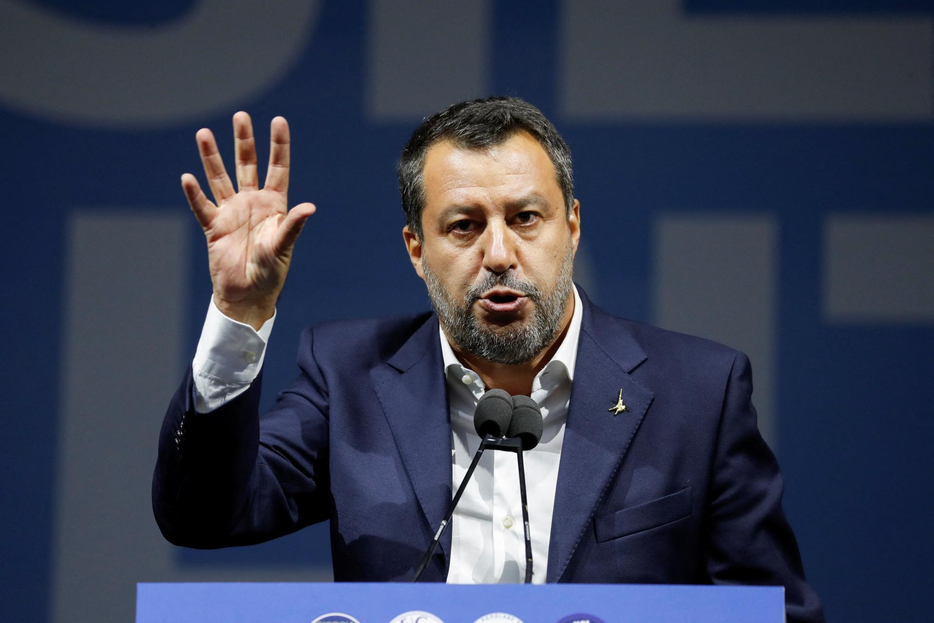 Salvini nie je spokojný s volebným výsledkom v Taliansku. Nespokojná je aj Demokratická strana