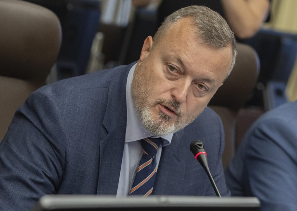 Minister pr&aacute;ce, soci&aacute;lnych vec&iacute; a rodiny Milan Krajniak (Sme rodina). FOTO: TASR/Martin Baumann