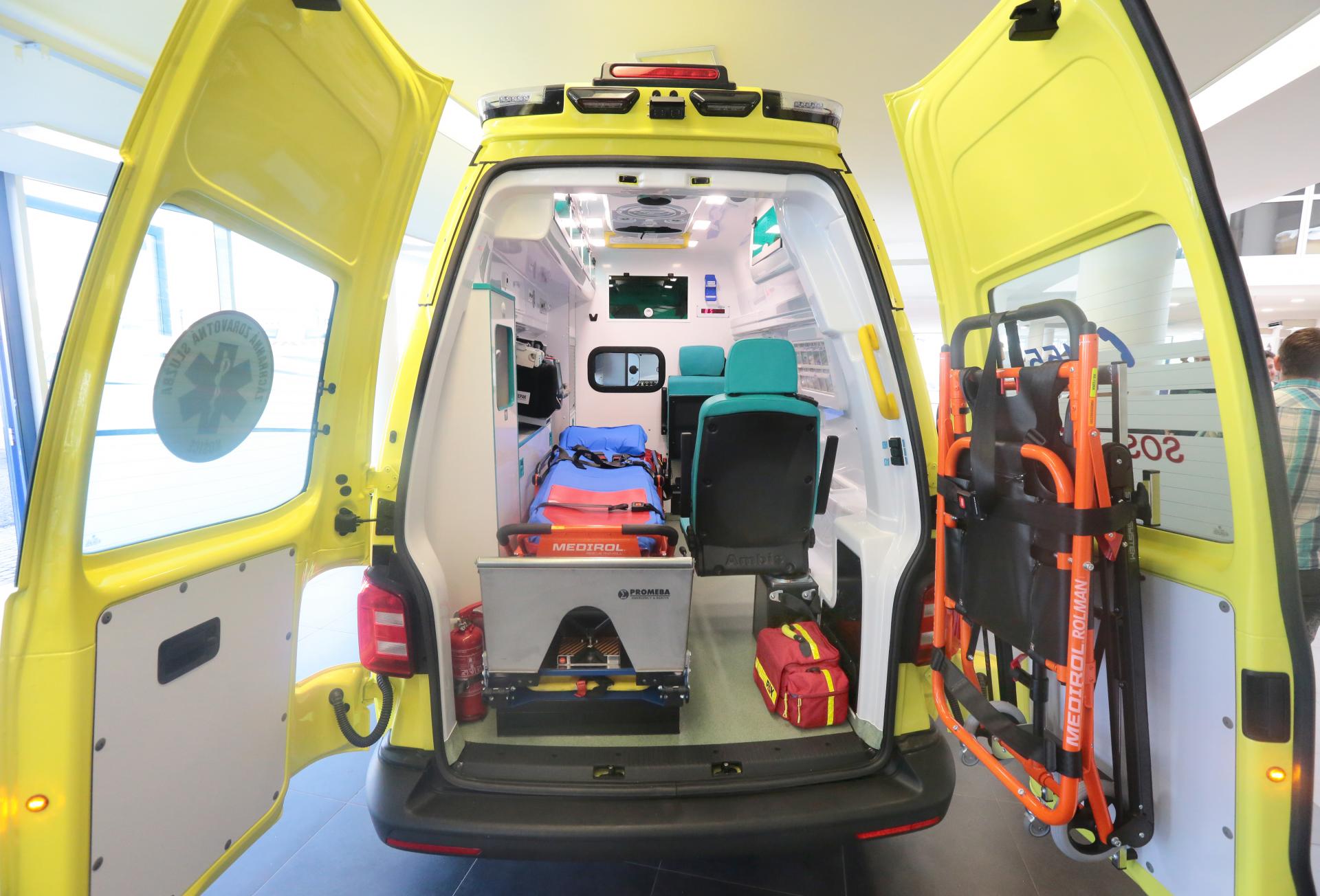 Záchranná služba skalickej nemocnice má mesačne 200 až 250 výjazdov