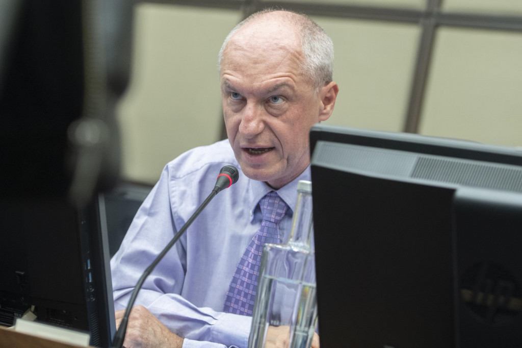 Minister hospod&aacute;rstva Karel Hirman. FOTO: TASR/Martin Baumann