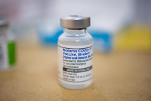 Vakcína od Moderny proti covidu-19. FOTO: REUTERS