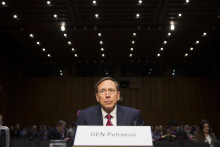 Na archívnej snímke bývalý riaditeľ americkej výzvednej služby CIA David Petraeus. FOTO: TASR/AP