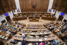 Národnú radu zaplavili poslanecké návrhy, niektoré s cieľom obísť zdĺhavý legislatívny proces vlády. FOTO: TASR/Jaroslav Novák