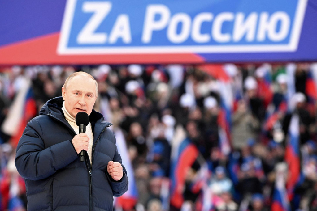 Vladimir Putin počas prejavu v Lužinkách. FOTO: REUTERS