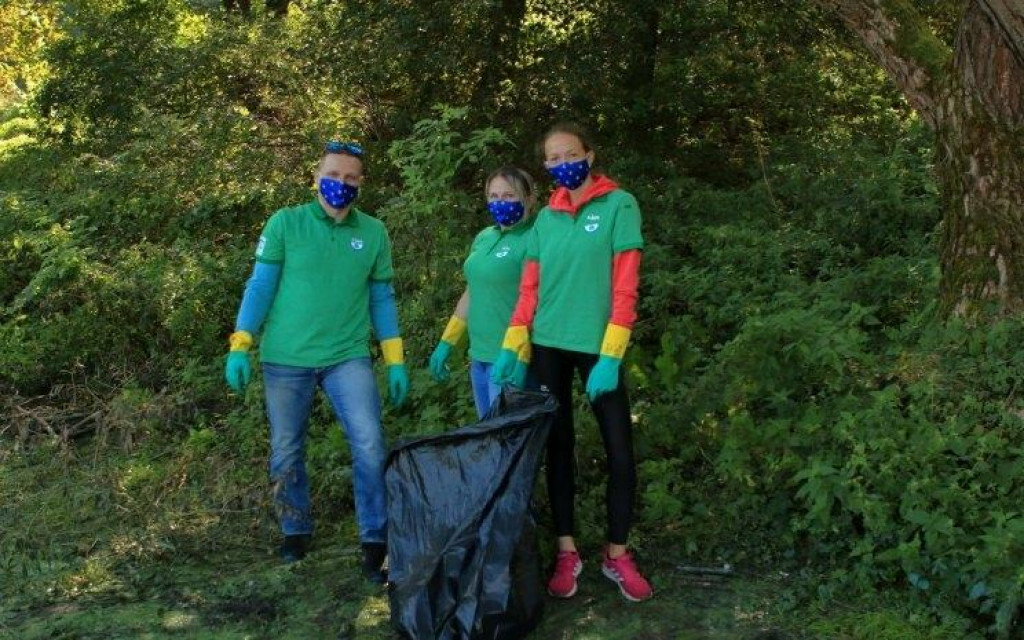 Spoločnosť Lidl pomáha čistiť slovenské rieky.