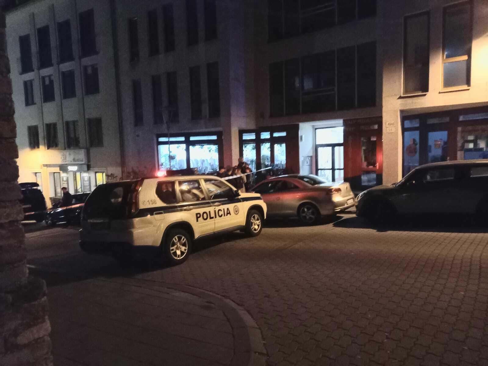 Streľba v centre Bratislavy: Na mieste sú dvaja mŕtvi