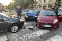 Fotografia z autonehody v Bratislave. FOTO: HN/Akos Cséplö