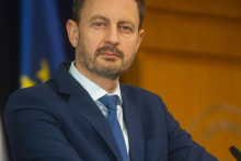 Predseda vlády Slovenskej republiky Eduard Heger (OĽaNO). FOTO: TASR/Jakub Kotian